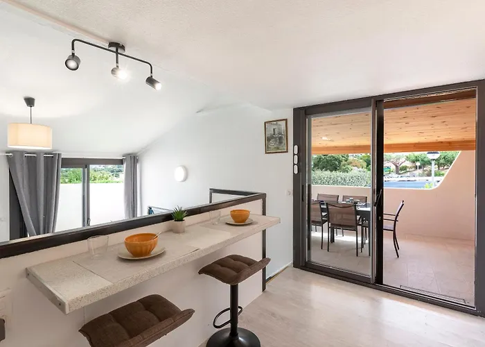 Vakantiehuis L'ornano - Maison Climatisee Avec Piscine *